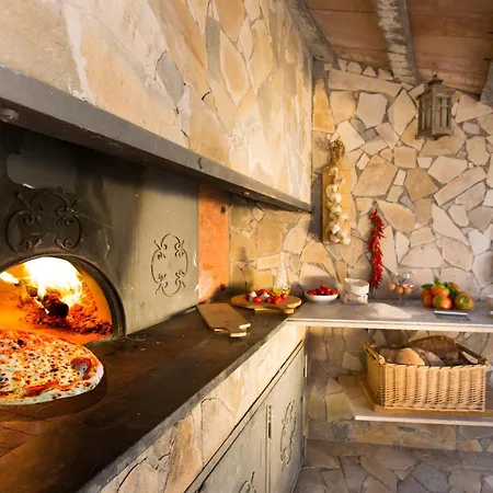 Guest house Spaziosa In Con Terrazzino Privato Massa Lubrense